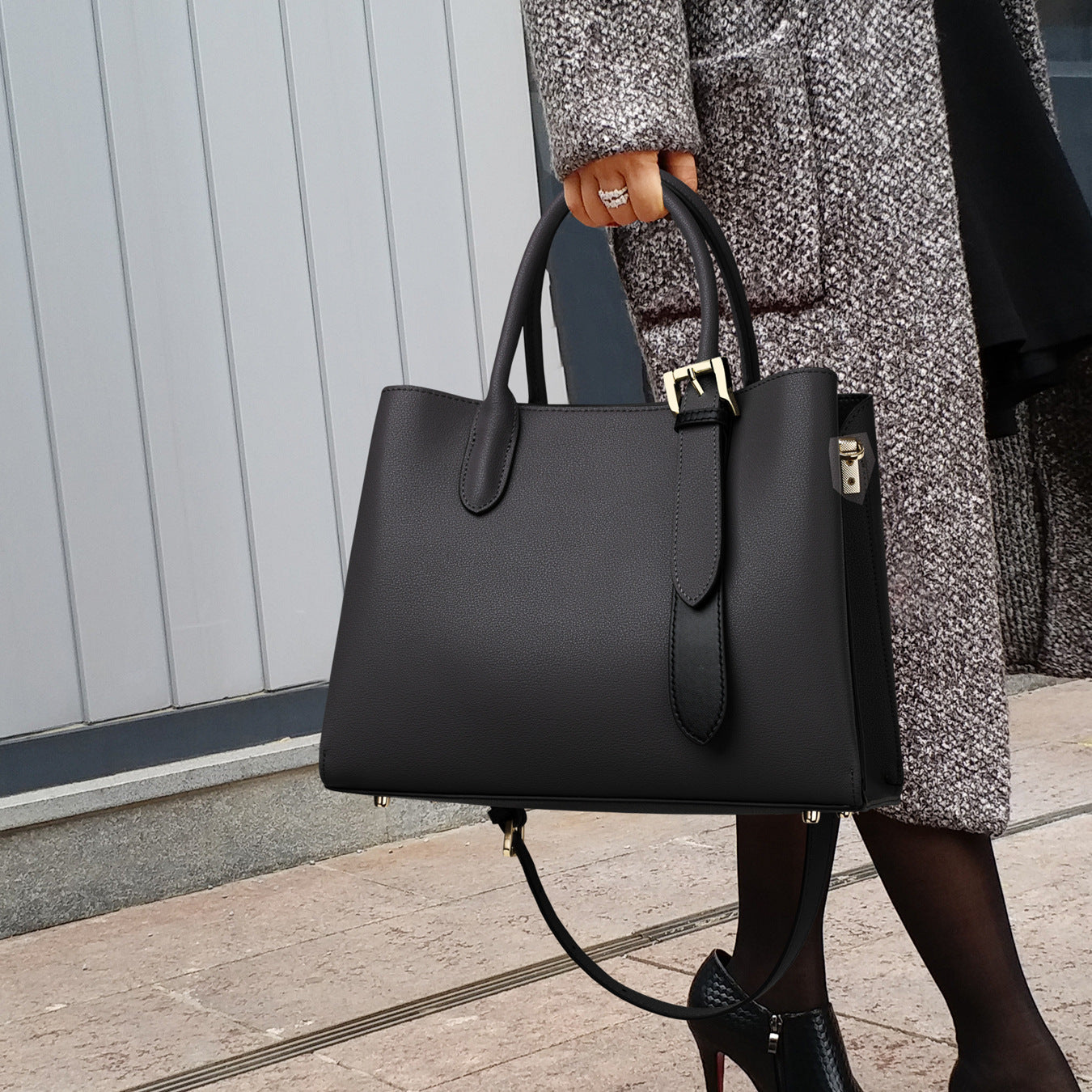 Western Style Shoulder Bag