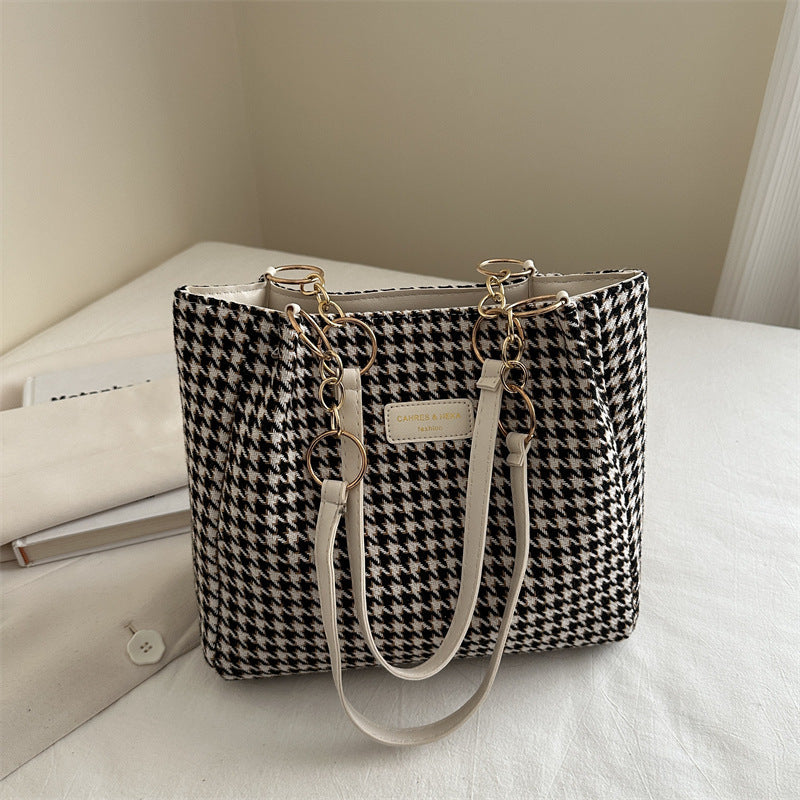 Fall Style Shoulder Bag
