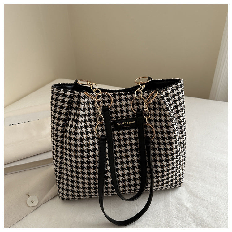 Fall Style Shoulder Bag