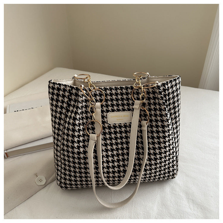 Fall Style Shoulder Bag