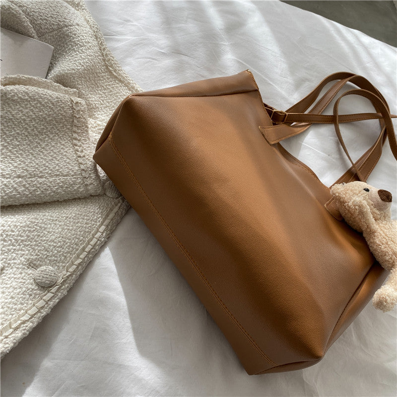 Elegant Shoulder Bag
