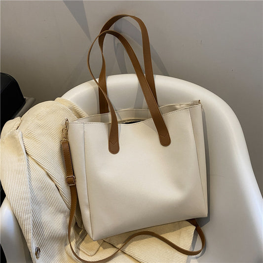 Elegant Shoulder Bag