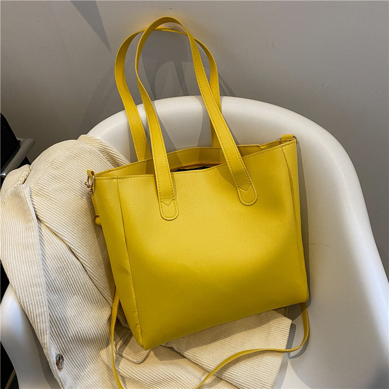 Elegant Shoulder Bag