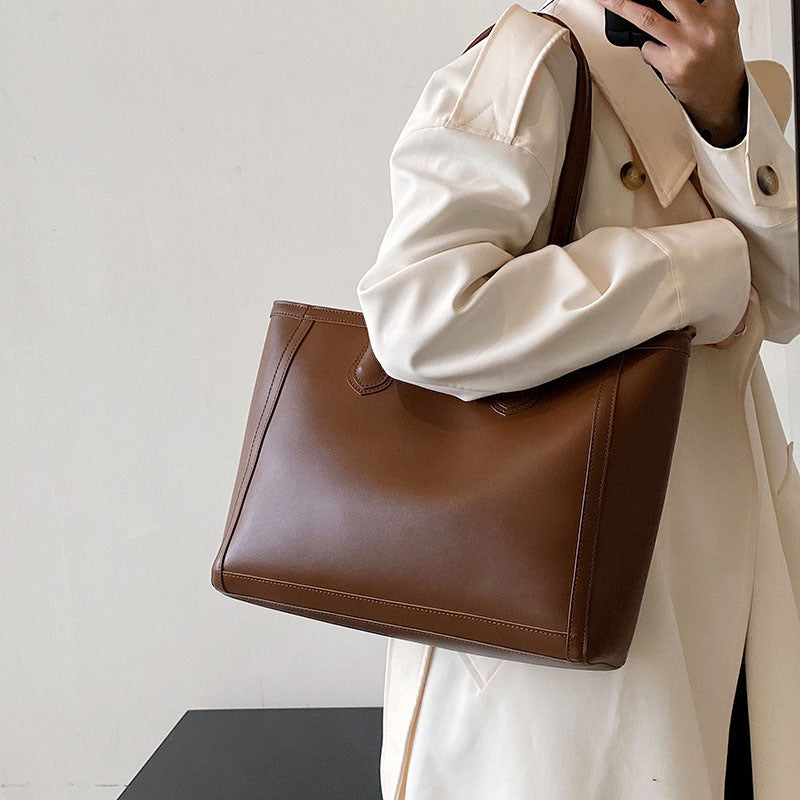 Simple Shoulder Bag