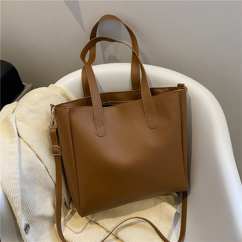 Elegant Shoulder Bag