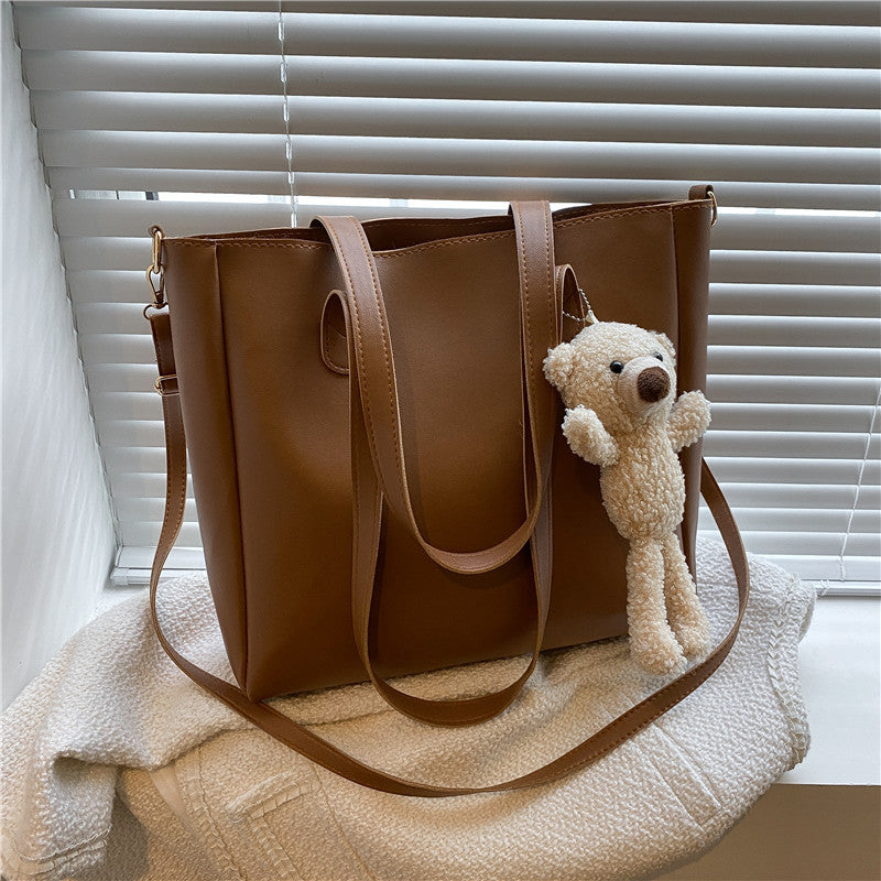 Elegant Shoulder Bag